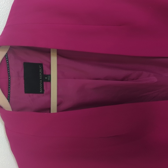 Banana Republic dark pink collarless blazer, size 8 - Picture 5 of 6